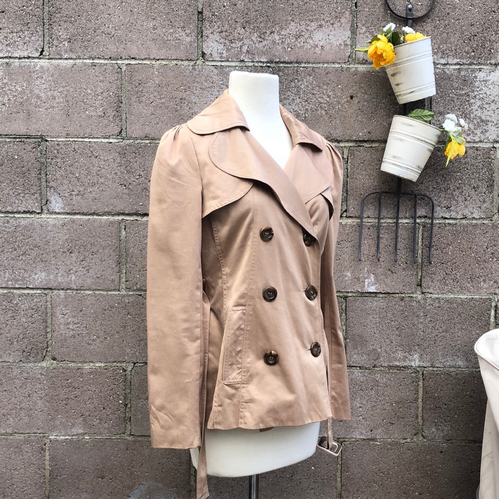 Forever 21 Belted Trench w/ cute Lining